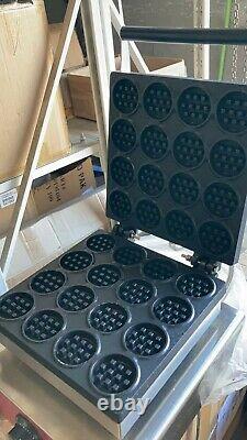 OPEN BOX Electric Cake Waffle Maker Nonstick Baker Making Machine 16 Holes 110V